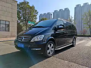 Mercedes-Benz Viano 2013