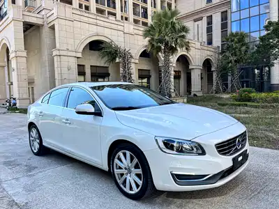 Volvo S60 Plug-in Hybrid 2015