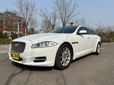 Jaguar XJ 2014