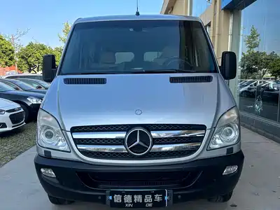 Mercedes-Benz Sprinter 2012
