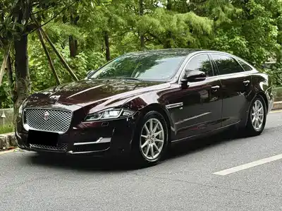 Jaguar XJ 2016