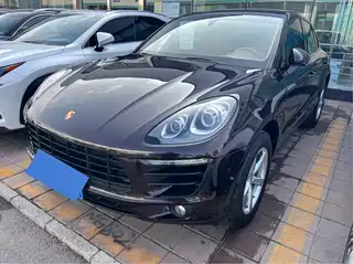 Porsche Macan 2016