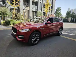 Jaguar F-PACE 2017