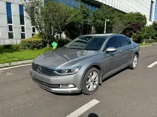 Volkswagen Magotan 2016