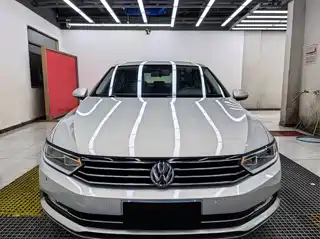 Volkswagen Magotan 2016