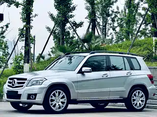Mercedes-Benz GLK-Class (Import) 2010