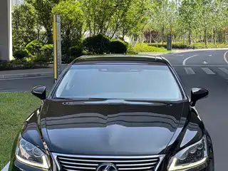 Lexus LS 2014
