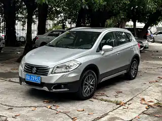 Suzuki SX4 S-Cross 2014