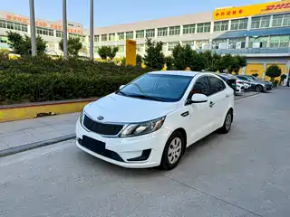 Kia K2 2013