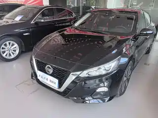 Nissan Teana 2020