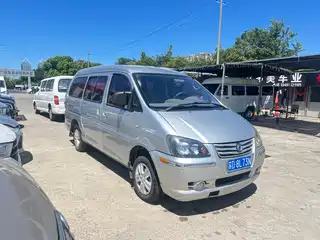 Dongfeng Fengxing Lingzhi 2014