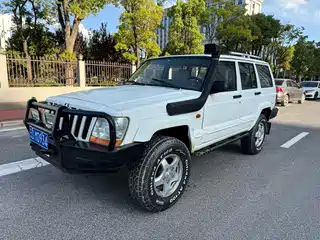 BAW (Beijing Automobile Works) Knight S12 2010
