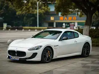 Maserati GranTurismo 2013