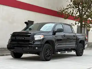 Toyota Tundra 2015