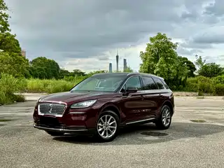 Lincoln Adventurer 2020