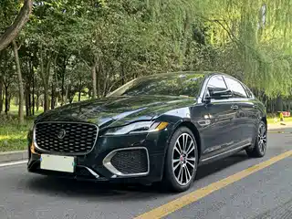 Jaguar XFL 2021