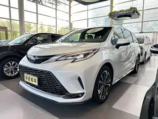 Toyota Granvia 2022