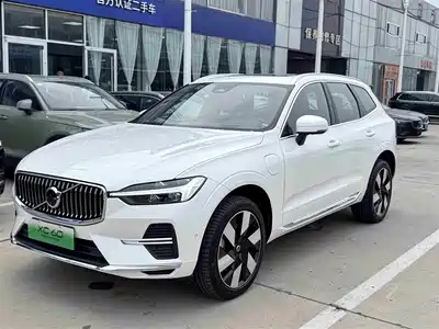 Volvo XC60 Plug-in Hybrid 2024