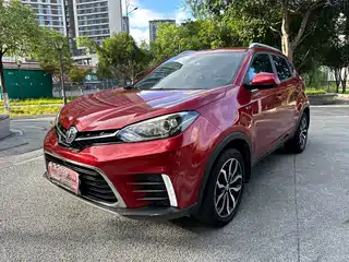 MG Roewe RX5 2017