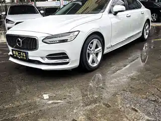 Volvo S90 2019