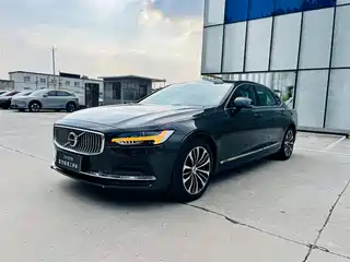 Volvo S90 2024