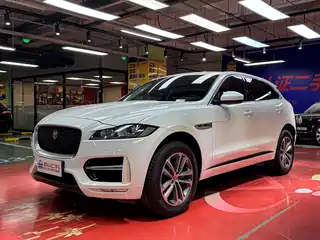Jaguar F-PACE 2016