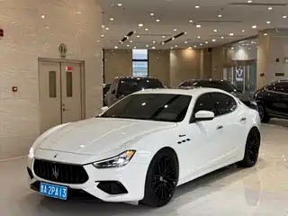 Maserati Ghibli 2023
