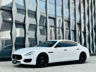 Maserati Quattroporte 2014