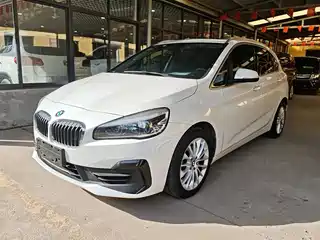 BMW BMW 2 Series Touring 2018