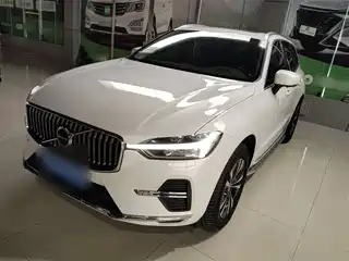 Volvo XC60 2022
