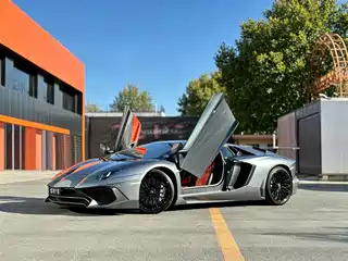 Lamborghini Aventador 2016