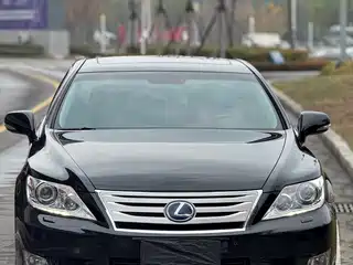 Lexus LS 2012