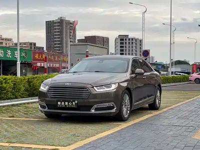 Ford Taurus 2016
