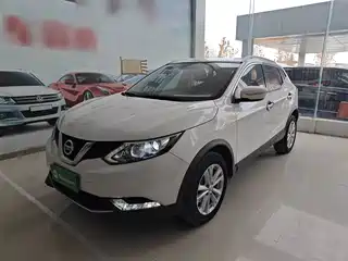 Nissan Qashqai 2015