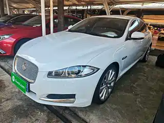 Jaguar XF 2015