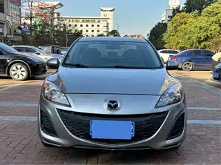 Mazda Mazda3 Axela 2011