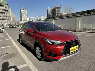 Toyota Yaris L 2021