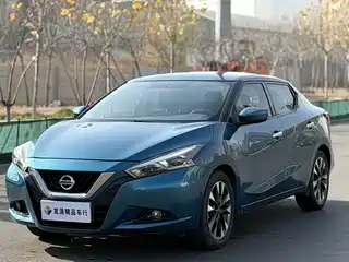 Nissan Bluebird 2015