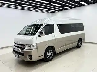 Toyota HIACE 2017