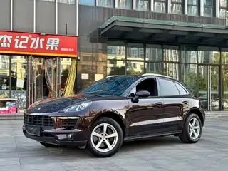 Porsche Macan 2014