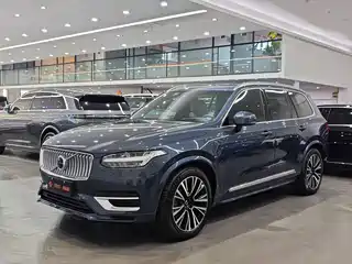 Volvo XC90 Plug-in Hybrid 2022