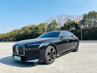 BMW BMW i7 2023