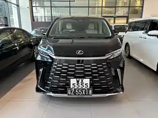 Lexus Lexus LM 2025