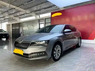 Škoda Superb 2020