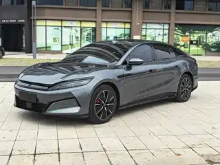 BYD Han L 2025