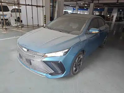 Geely Emgrand L HiP 2023