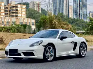 Porsche 718 2016