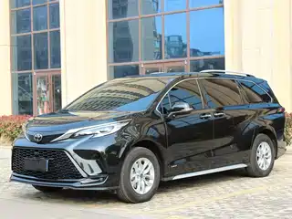Toyota Granvia 2024
