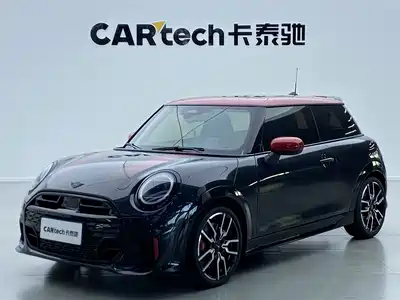 MINI JCW 2025