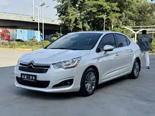 Citroën C4L 2013